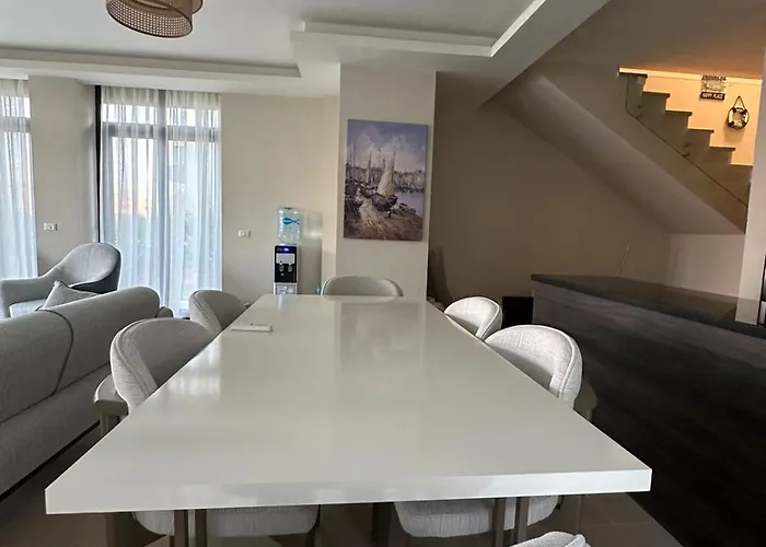 Villa مستقله للإيجار فى ازها العين السخنه Ain Sukhna