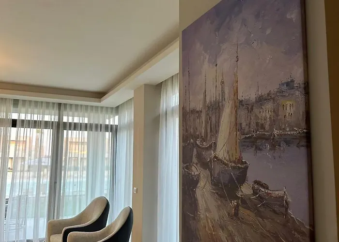 Villa مستقله للإيجار فى ازها العين السخنه