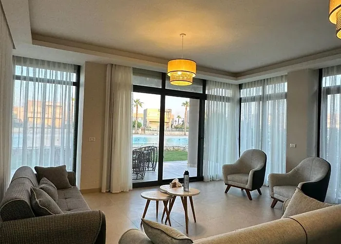 Villa مستقله للإيجار فى ازها العين السخنه Ain Sukhna